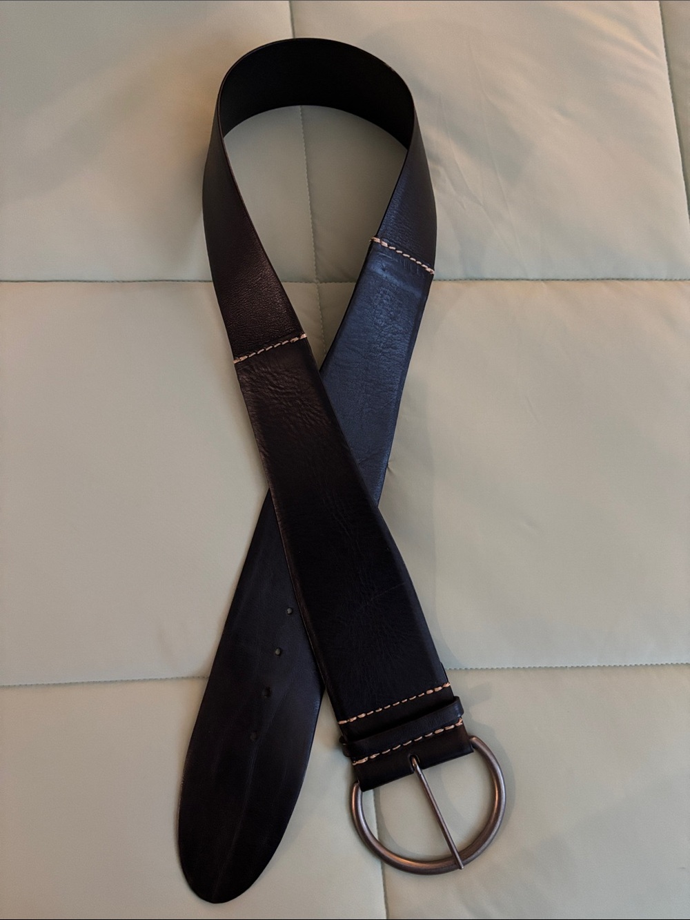 Women’s Black Leather Belt with Round Buckle